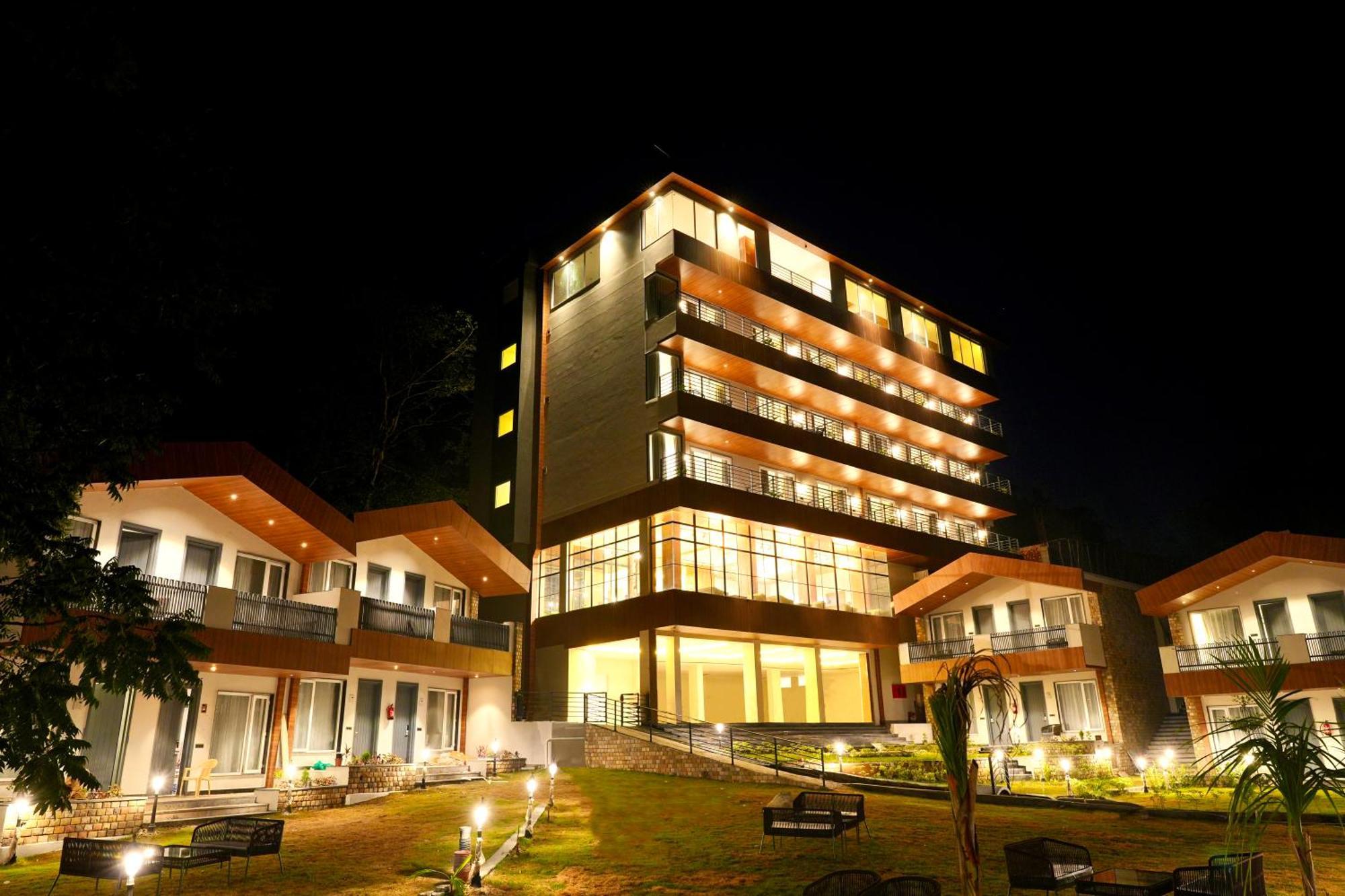 Dls Divine River Resort And Spa, Rishikesh Bagian luar foto