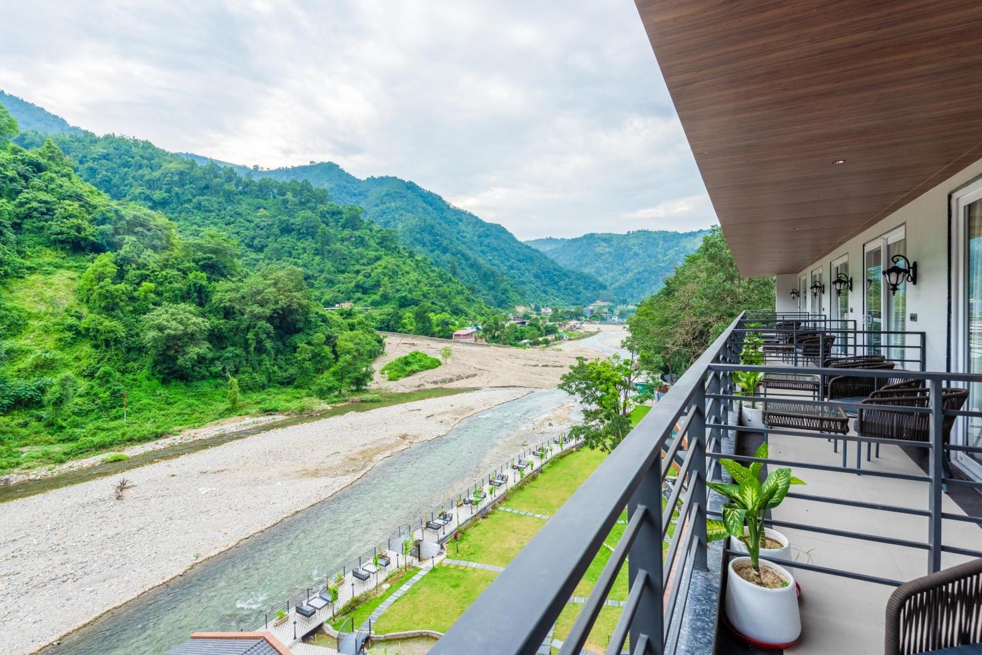 Dls Divine River Resort And Spa, Rishikesh Bagian luar foto