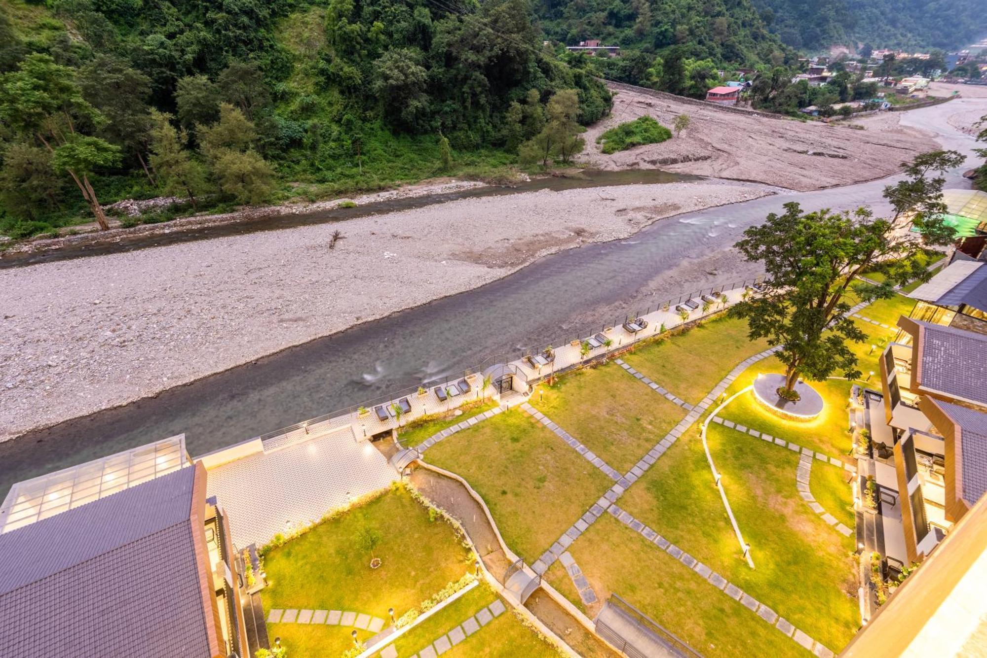 Dls Divine River Resort And Spa, Rishikesh Bagian luar foto